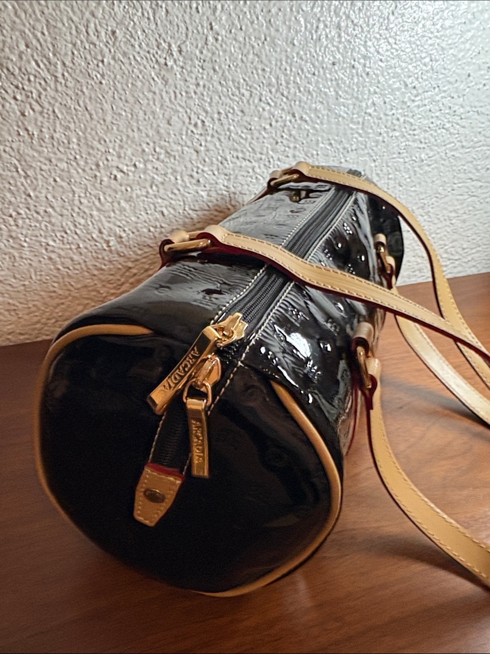 Arcadia Italian Black Genuine PATENT LEATHER Speedy Satchel - Picture 3 of 12